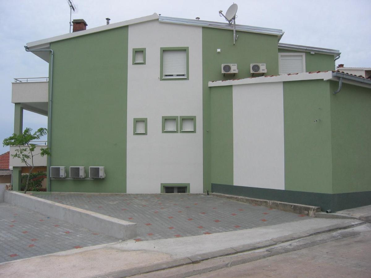 -Villa Sjor -Primosten-Apartmani- Has 2 Large Apartments And 2 Smaller Ones -Primosten Lokvice 6 Exteriér fotografie