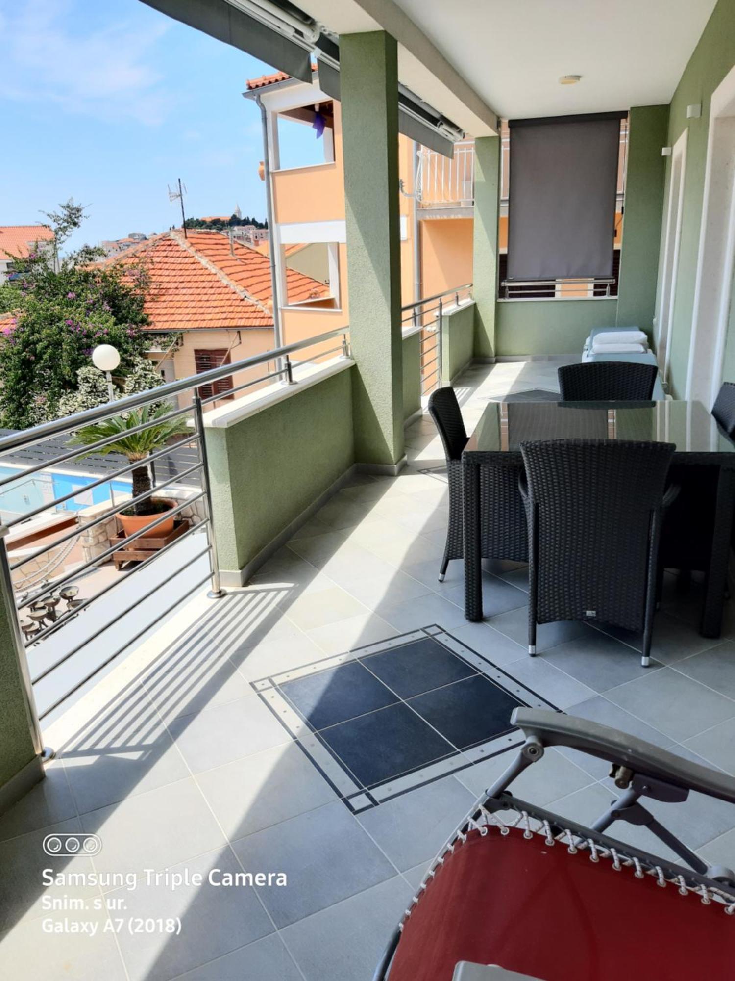 -Villa Sjor -Primosten-Apartmani- Has 2 Large Apartments And 2 Smaller Ones -Primosten Lokvice 6 Exteriér fotografie