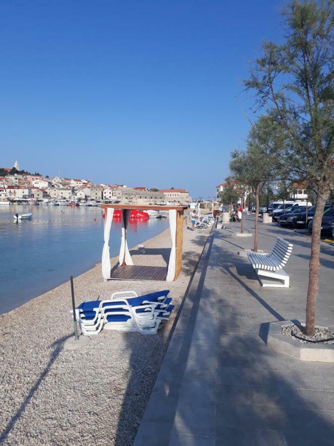 -Villa Sjor -Primosten-Apartmani- Has 2 Large Apartments And 2 Smaller Ones -Primosten Lokvice 6 Exteriér fotografie